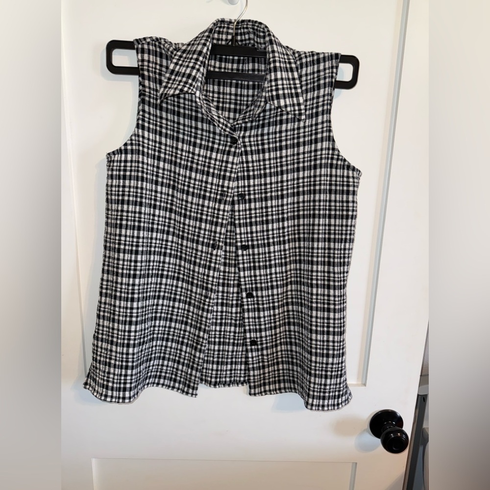 Black and White Plaid Sleeveless Top